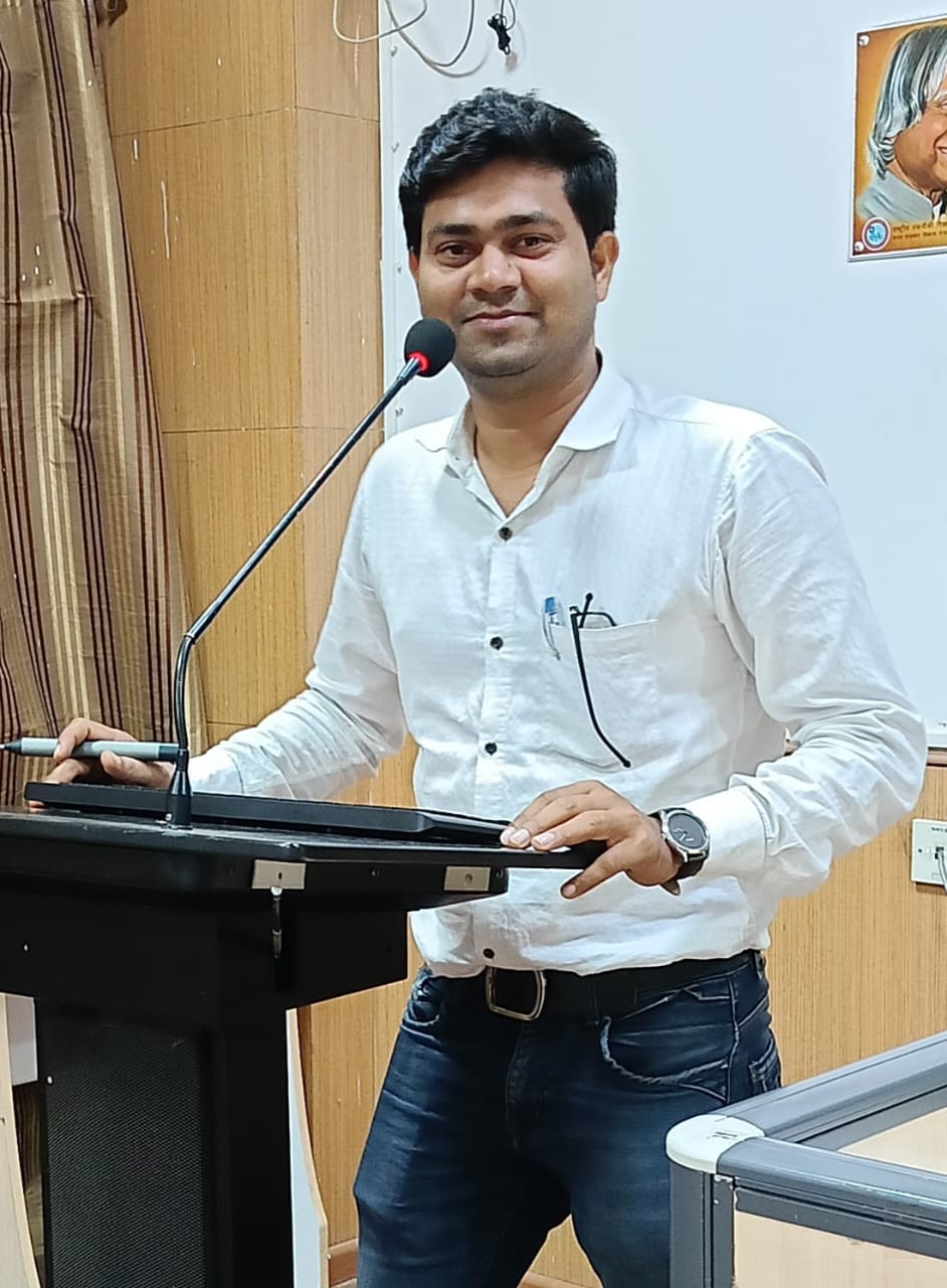 .Ratnesh  Kumar.